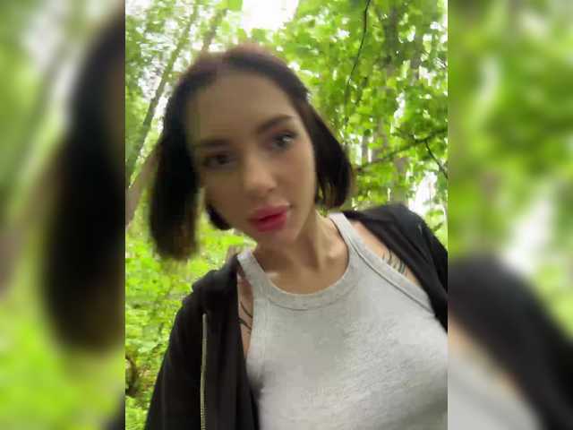 BabyDarii live cam and statistics on UnifiedCams