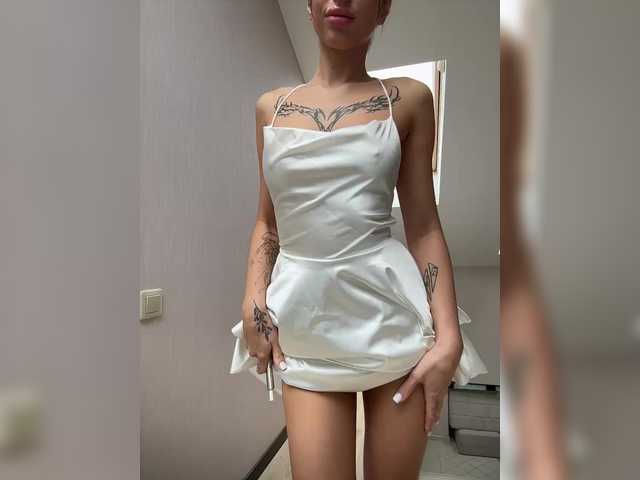 BabyDarii's BongaCams show and profile