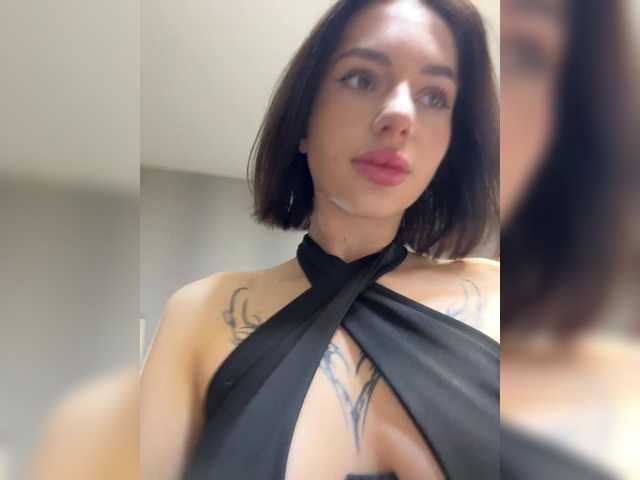 BabyDarii's BongaCams show and profile