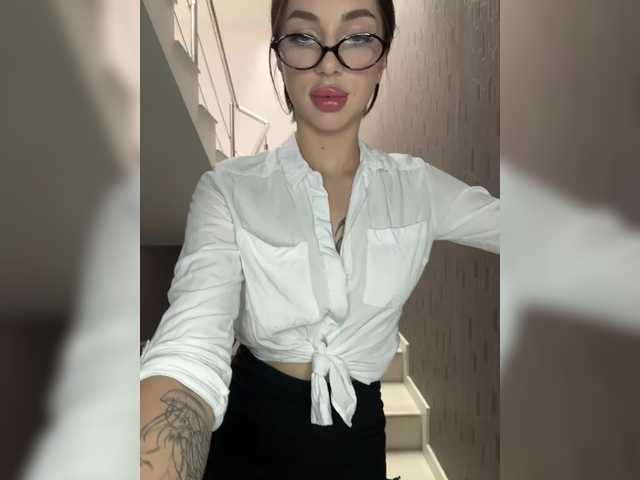 BabyDarii Live Webcam on BongaCams