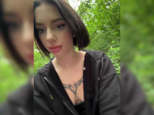 BabyDarii live cam and statistics on UnifiedCams
