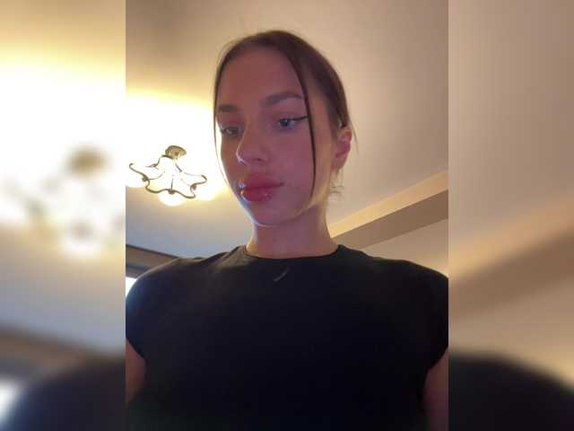 BabyDarii's BongaCams profile