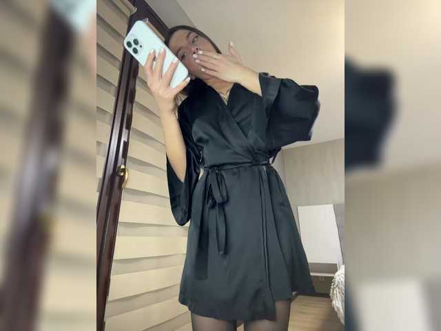 BabyDarii's BongaCams show and profile