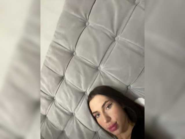 BabyDarii's BongaCams show and profile