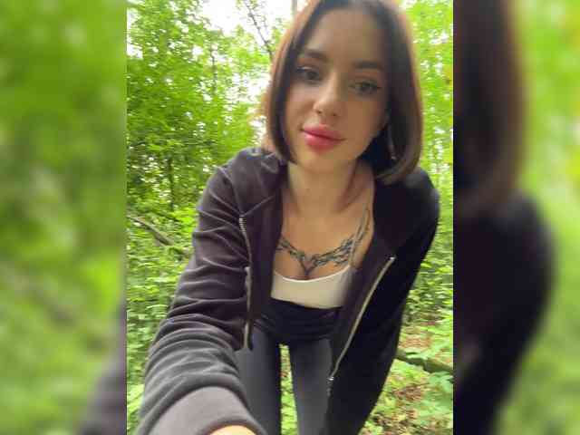 online nude chat room BabyDarii