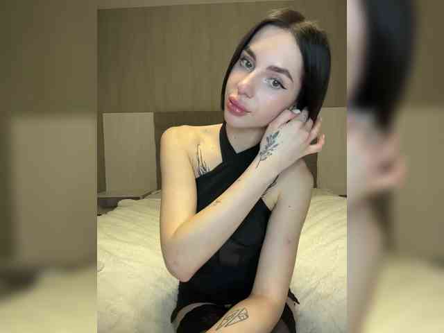 BabyDarii Live Webcam on BongaCams