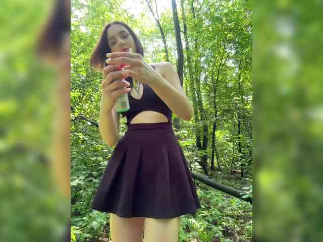 nude webcam BabyDarii