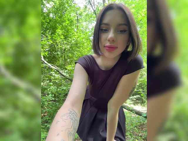 live cam feed BabyDarii