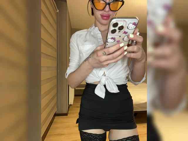 private live webcam BabyDarii