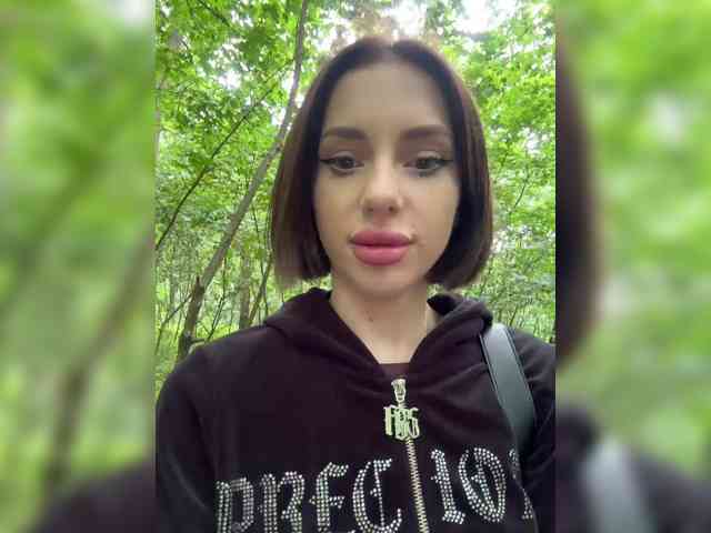 BabyDarii's webcam live show