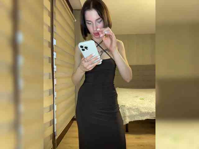 BabyDarii Live Webcam on BongaCams