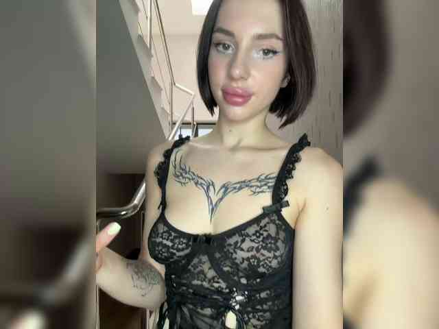 BabyDarii webcam