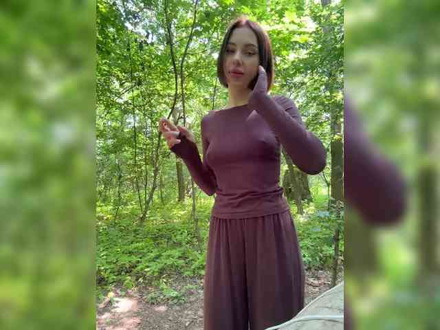 BabyDarii Live Webcam on BongaCams