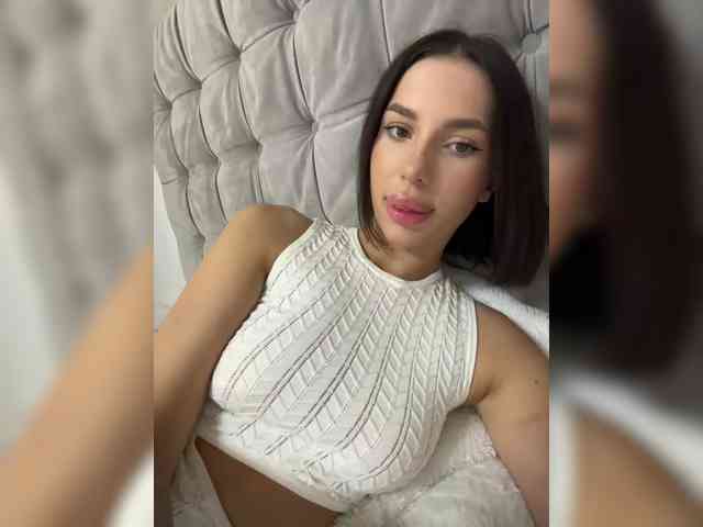 BabyDarii Live Webcam on BongaCams