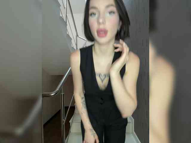 BabyDarii webcam