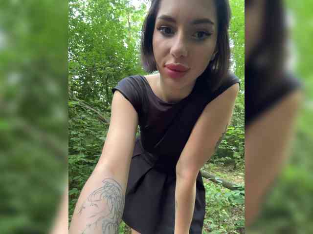 online web cam porn BabyDarii