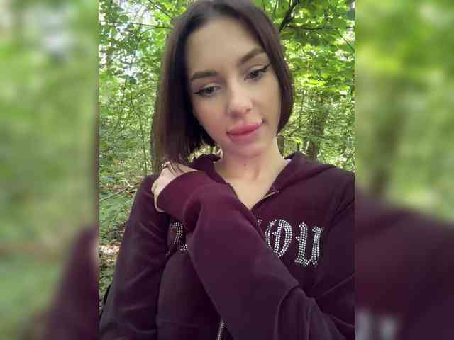 BabyDarii's webcam live show