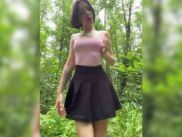 voyeur cam BabyDarii