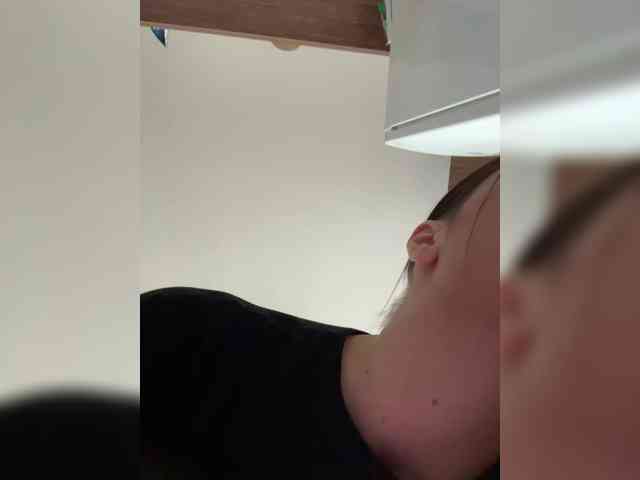 BabyDarii Live Webcam on BongaCams