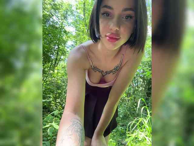 private live webcam BabyDarii