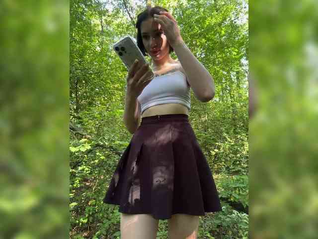 live amateur cam BabyDarii