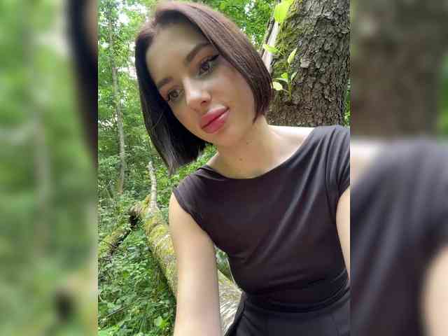 private live webcam BabyDarii