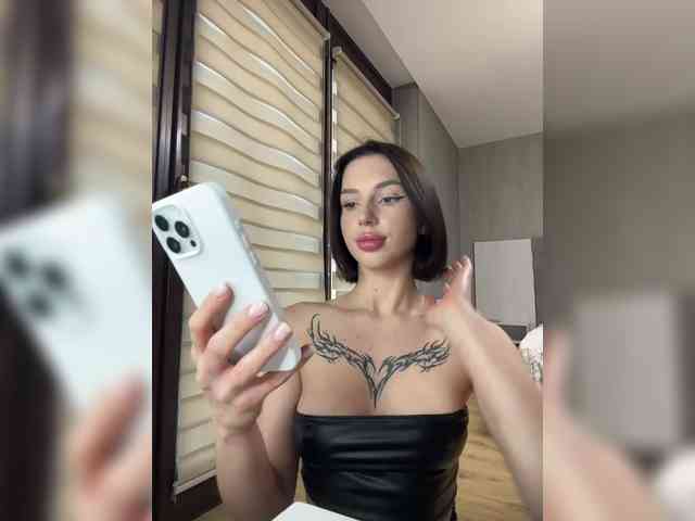 BabyDarii Live Webcam on BongaCams