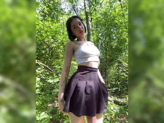 live amateur cam BabyDarii