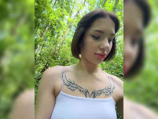 adult live cam BabyDarii