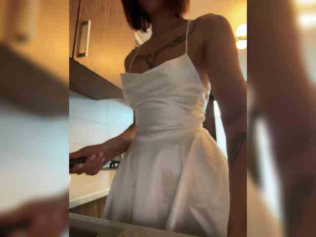 BabyDarii Live Webcam on BongaCams