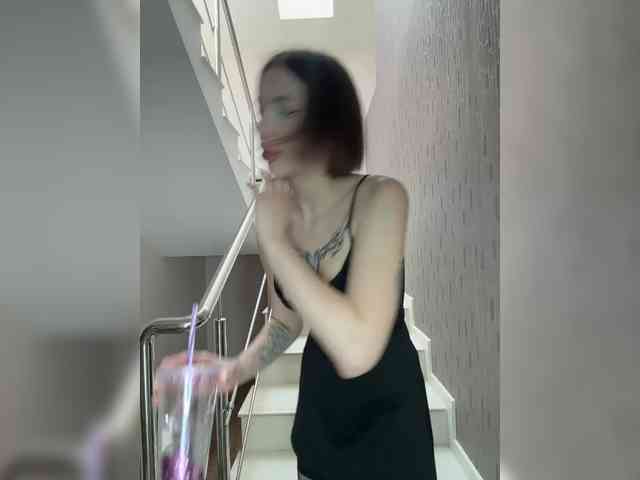 BabyDarii webcam