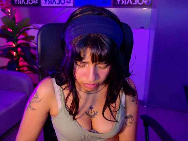 UnderBaby webcam