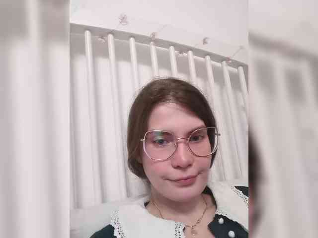 angelicGlasha webcam