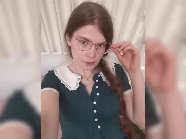 angelicGlasha webcam