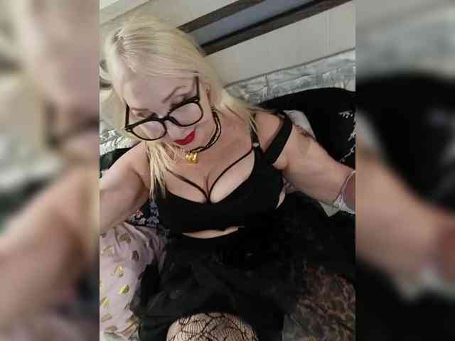 random sex chat SheilaSweetney