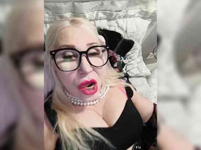 SheilaSweetney Live Webcam on BongaCams