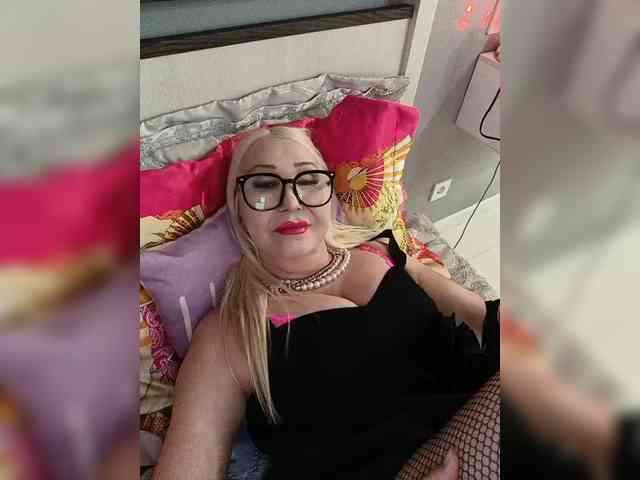 SheilaSweetney Live Webcam on BongaCams SheilaSweetney Live Webcam on BongaCams