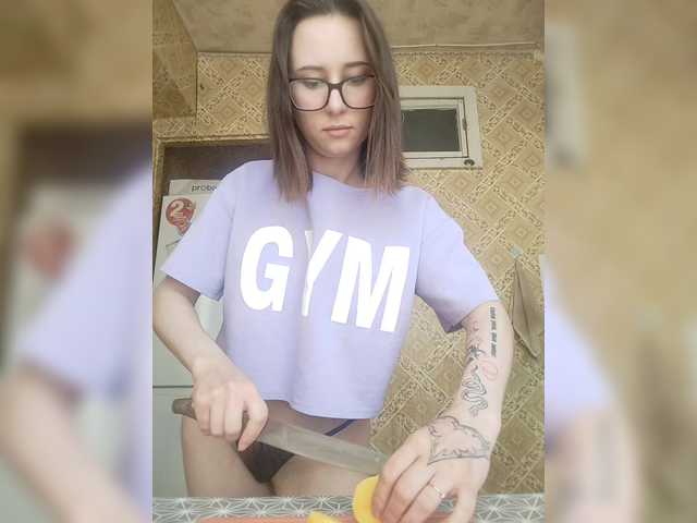 Alisa21-1's BongaCams show and profile