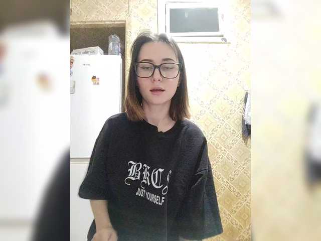 Alisa21-1's BongaCams show and profile