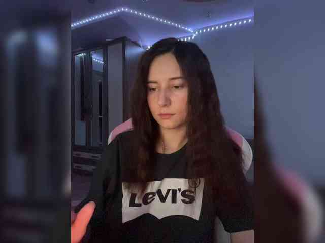 Alisa21-1 Live Webcam on BongaCams