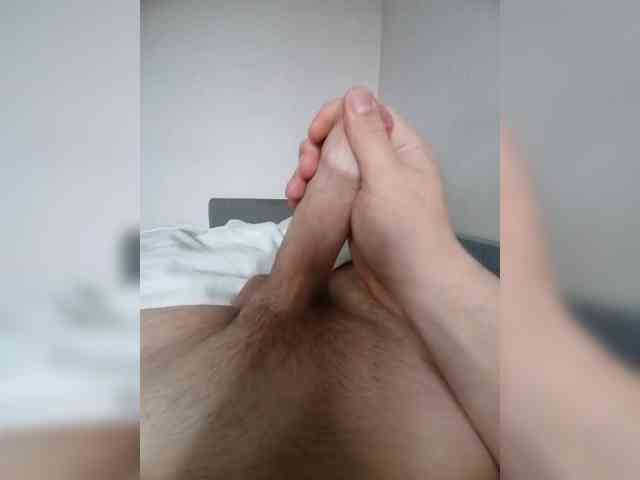 Your-boy19 Live Webcam on BongaCams