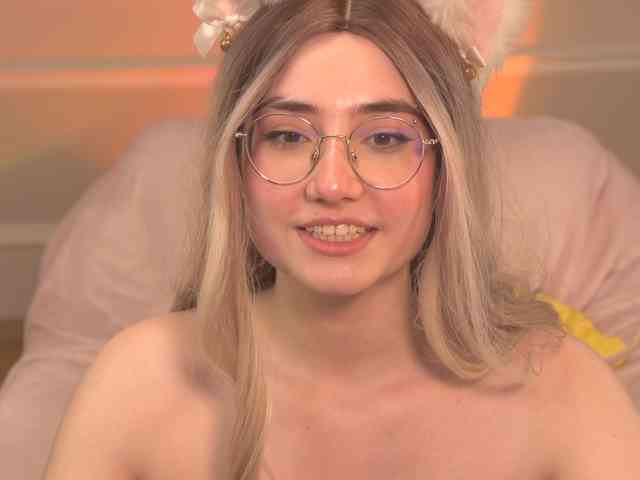 online live sex cam Lili-meow