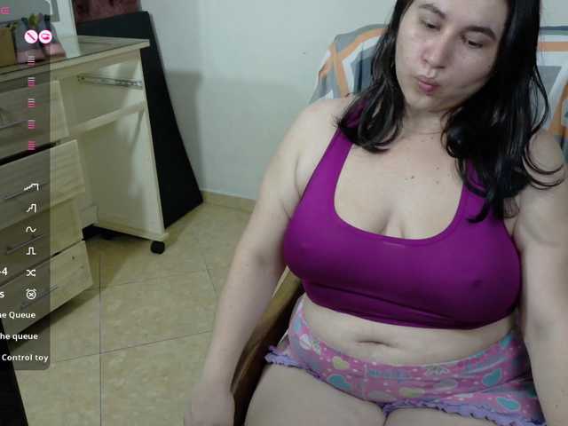 victoria121's BongaCams show and profile