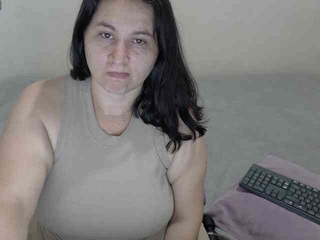 victoria121 webcam