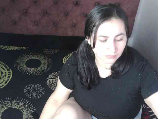 victoria121 webcam