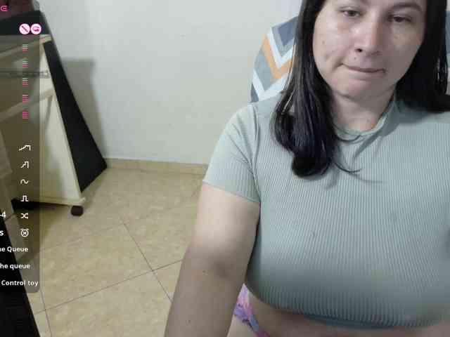 victoria121 webcam