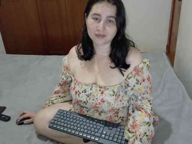 victoria121 webcam