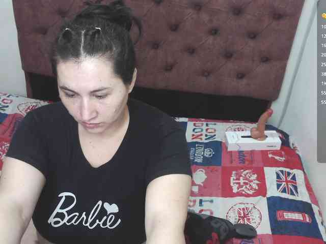 victoria121 webcam