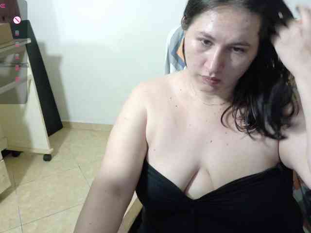 victoria121 webcam