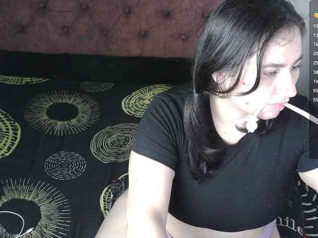 victoria121 webcam